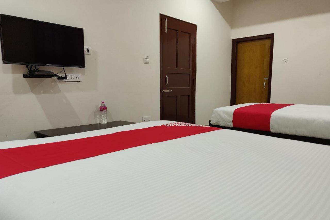 西隆 Oyo 45654 Saw Aiom Residency酒店 外观 照片